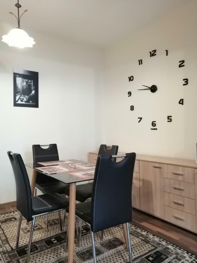 Central Academic Apartment Sofia Luaran gambar